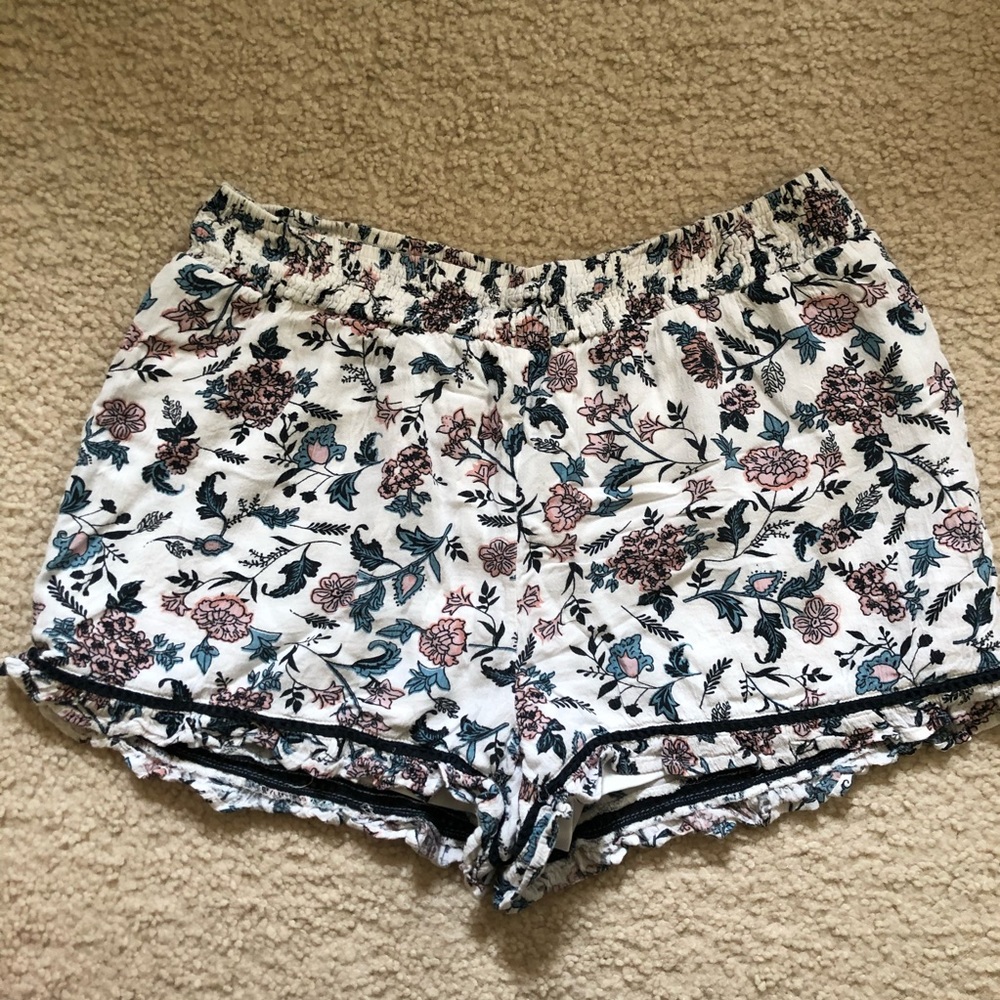 floral white shorts